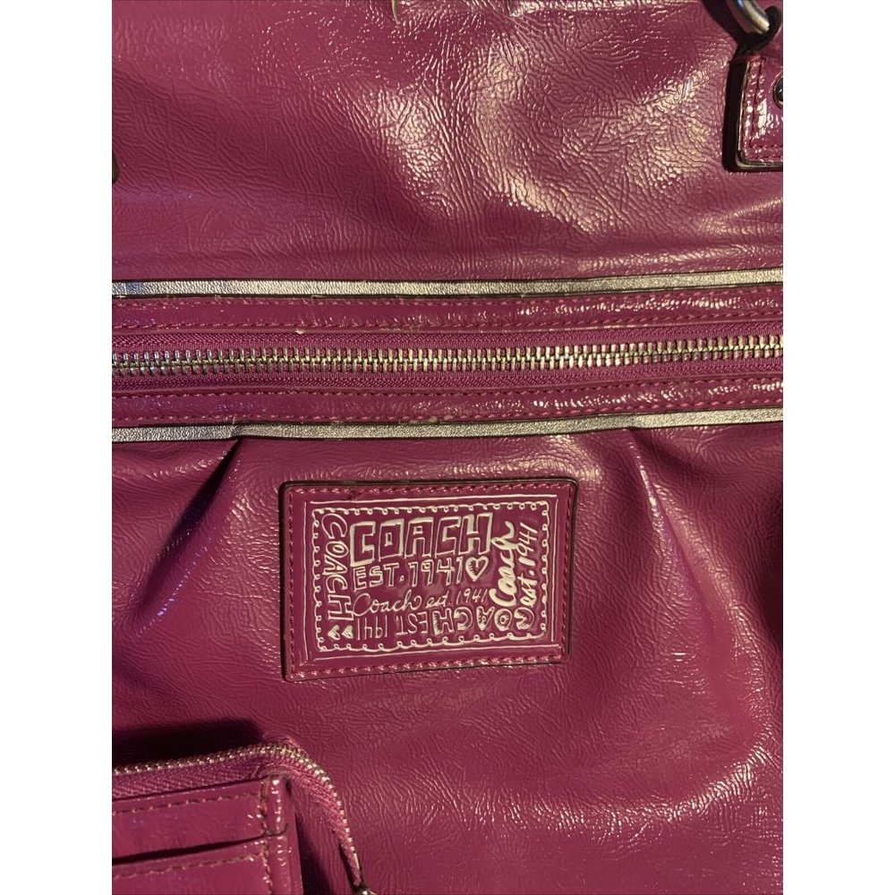 Coach Berry Patent Leather Poppy Daisy Liquid Gloss Tote Bag With Wallet #F20004 - Picture 3 of 15